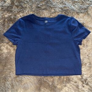 Gap Cropped Modern Tee